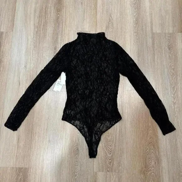 Good american lace mock neck - Picture 2 of 2